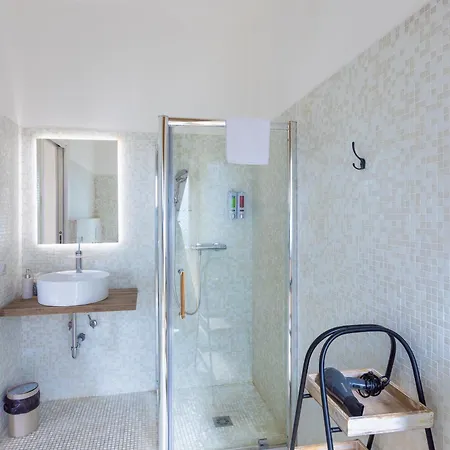 Domino 3* تورينو