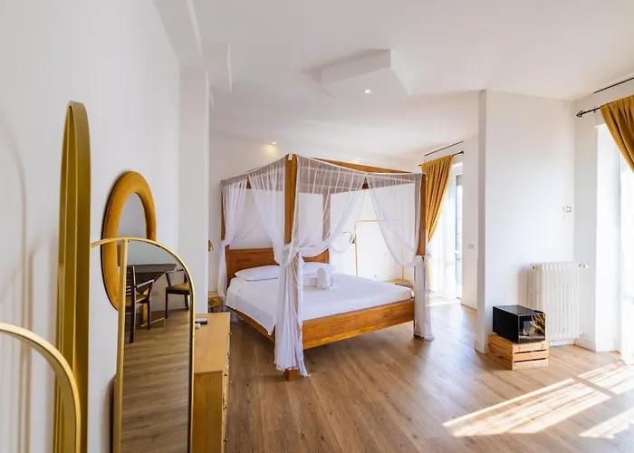 Отель Domino Турин