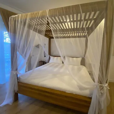Domino Hotel Turin
