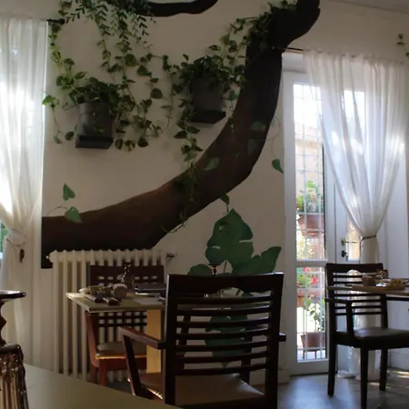 Domino Hotel