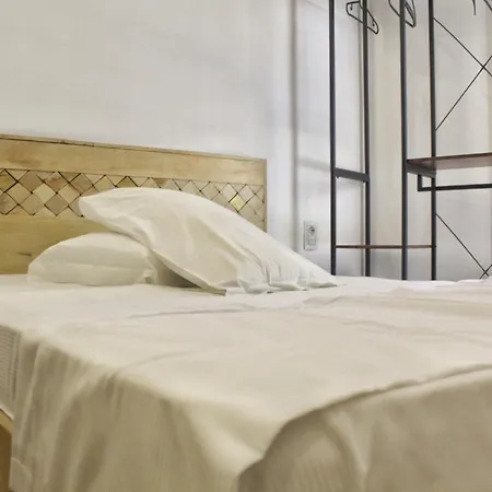 Domino Hotel