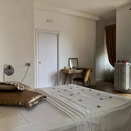 Domino Hotel